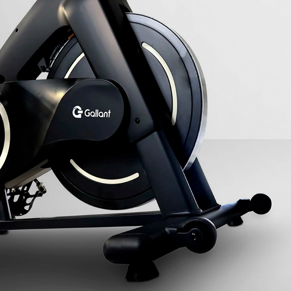Foto proximo a roda magnética da Bicicleta Spinning Gallant Elite X